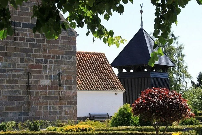 Holbøl kirke