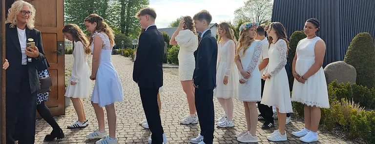 Konfirmander Holbøl Kirke